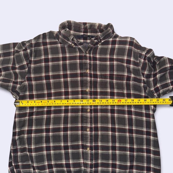 Great Northwest Clothing Company Dark Plaid Button-Down Shirt - Picture 4 of 4